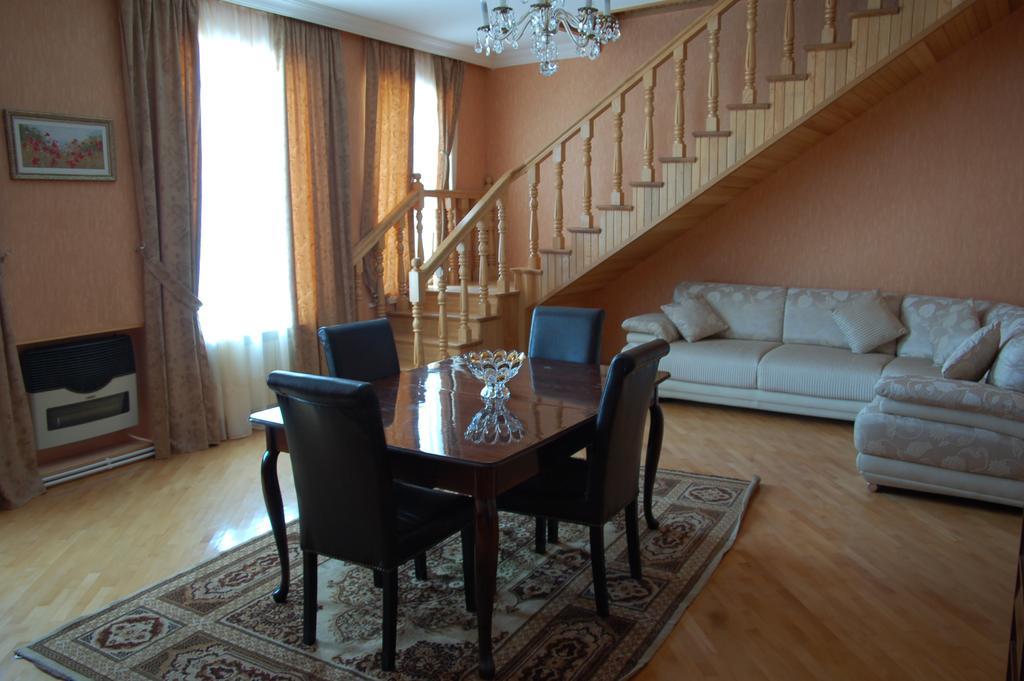 Guest House Eka & Gio Sighnaghi Bagian luar foto