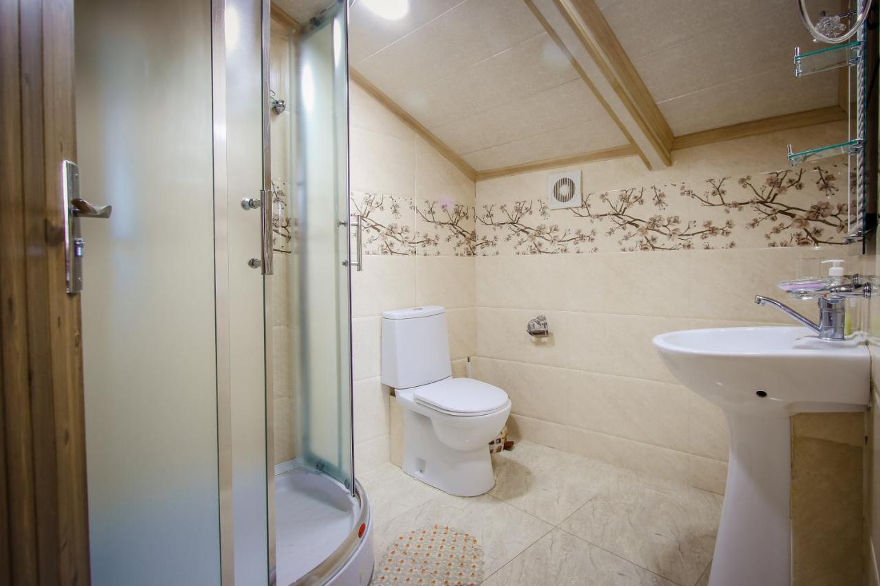 Guest House Eka & Gio Sighnaghi Bagian luar foto